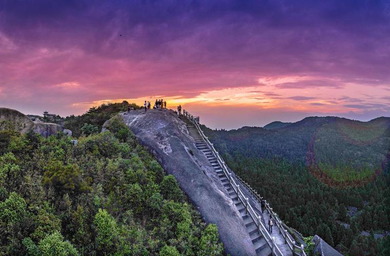 玉苍山旅游攻略（玉苍山旅游攻略大全）