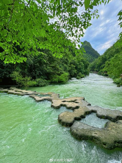 广州去贵州旅游自驾路线（广州自驾去贵州的路线）