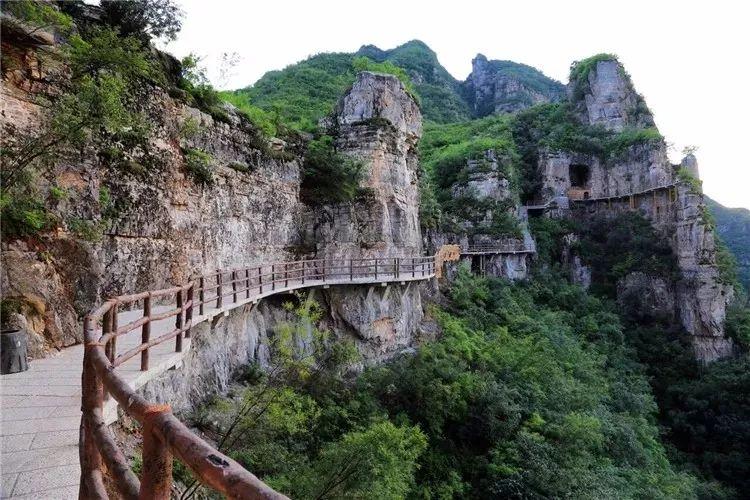 石家庄最美自驾旅游路线（石家庄最美自驾旅游路线图片）