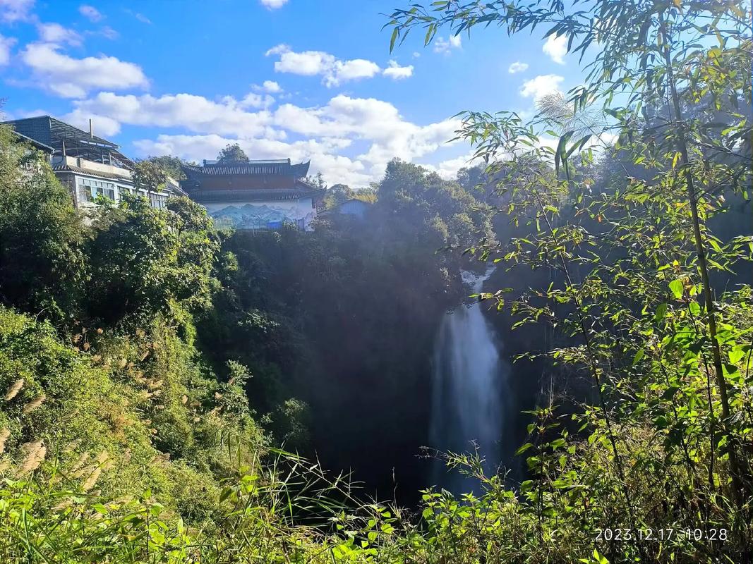 去腾冲旅游攻略（去腾冲旅游攻略自驾游）